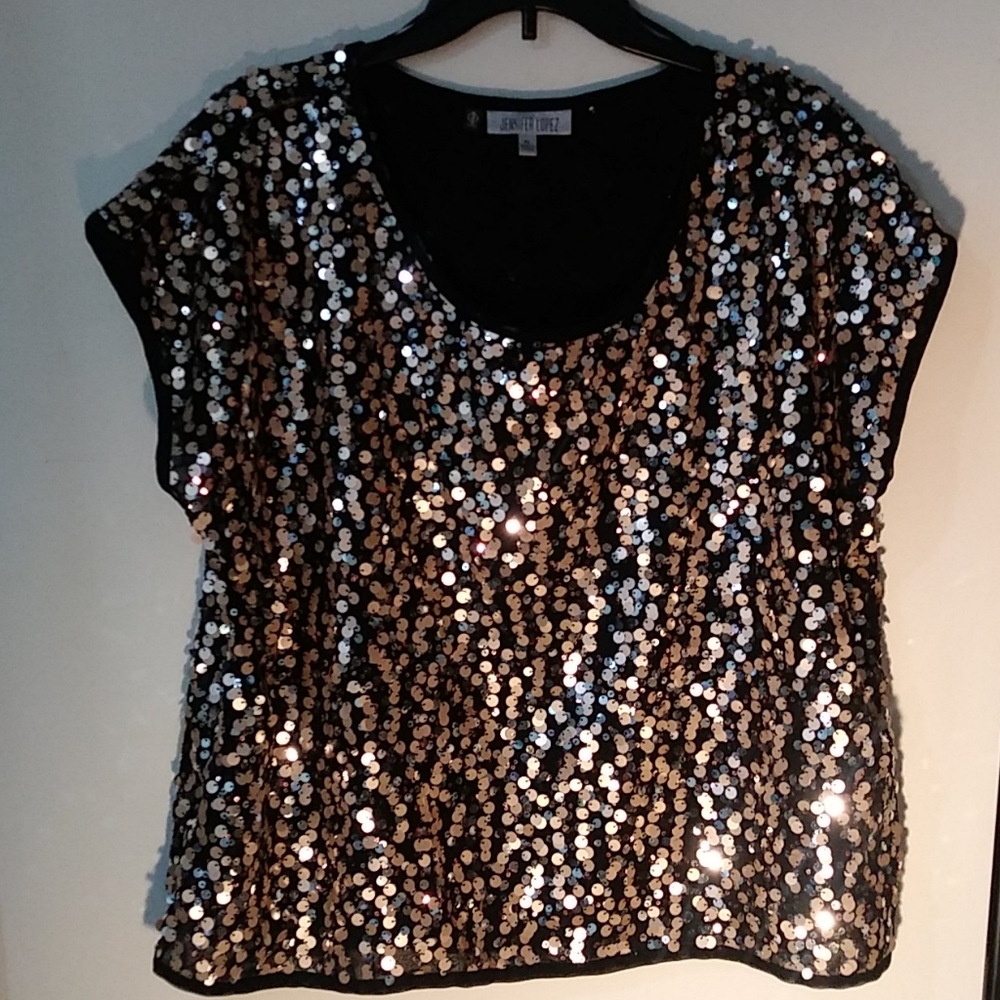 Womans Top